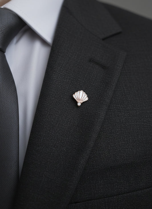Maris - Silver Lapel Pin