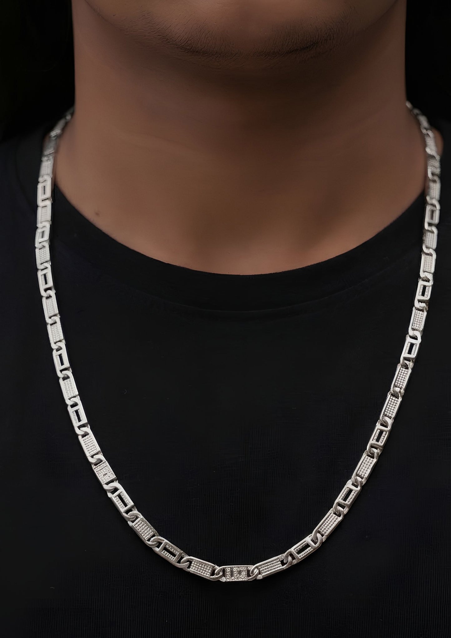 Vanguard - Silver Chain BY SH